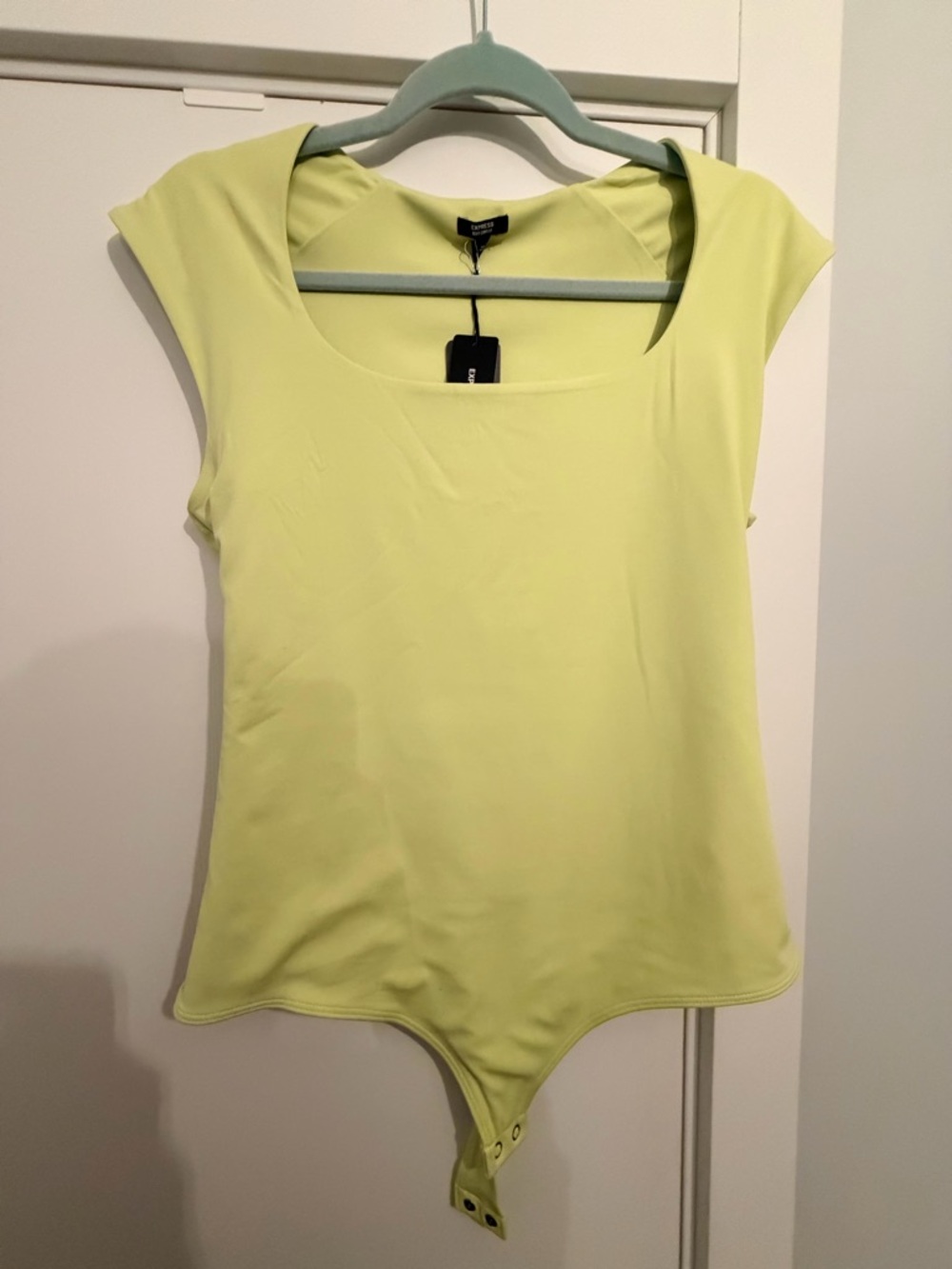 Express Lime Scoop Neck Stretch Body Contour Bodysuit
